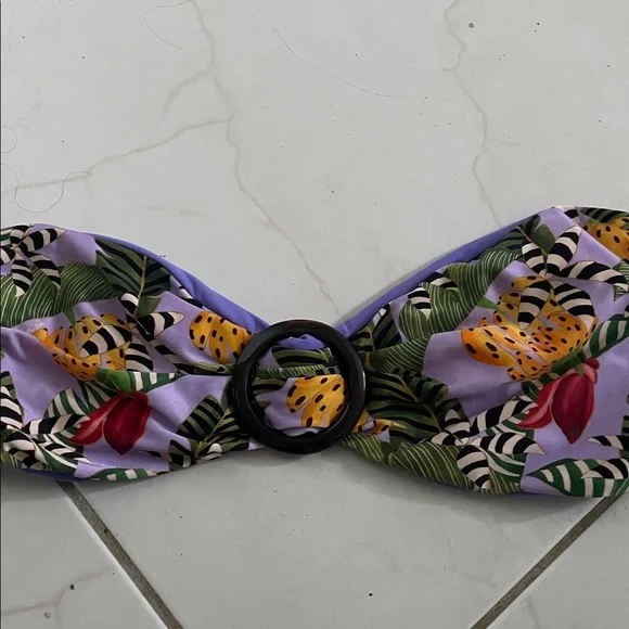 Farm Rio Bikini Set XL top & bottom 
Missing strap & pads in bra - Picture 2 of 16